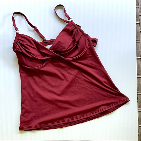 👙💃🏻 Swim Systems Tankini set. Maroon. Medium 💃🏻👙 - Picture 4 of 6